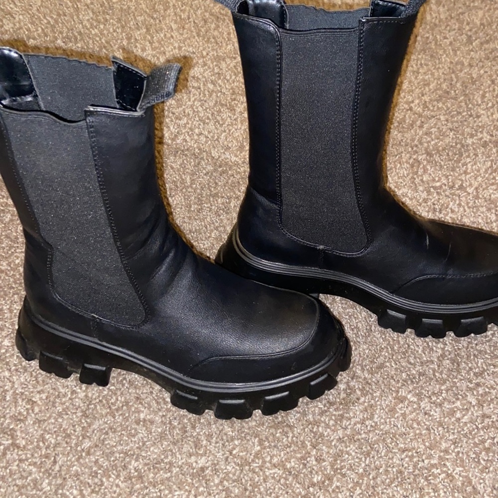 COPY - Black combat boots